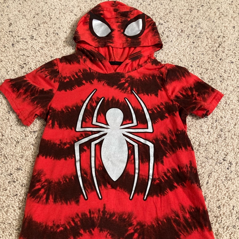 Red and Black Spider-Man T-Shirt Hoodie